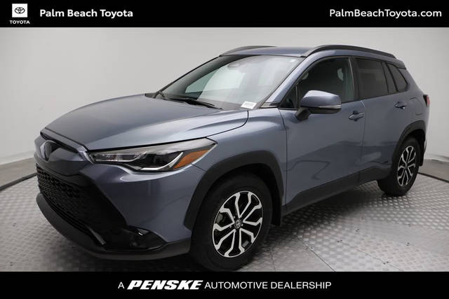 2023 Toyota Corolla Cross Hybrid SE AWD photo