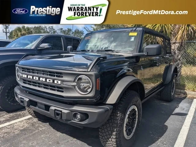 2023 Ford Bronco 4 Door Black Diamond 4WD photo