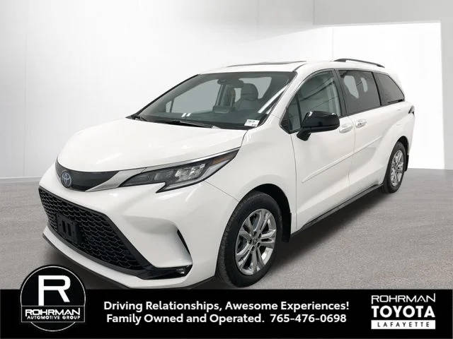 2023 Toyota Sienna XSE AWD photo