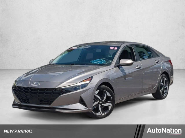 2023 Hyundai Elantra SEL FWD photo