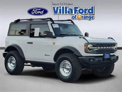 2023 Ford Bronco 2 Door Badlands 4WD photo