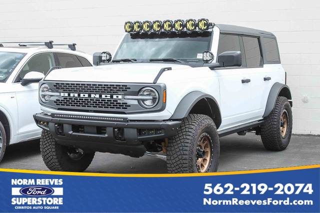 2023 Ford Bronco 4 Door Badlands 4WD photo