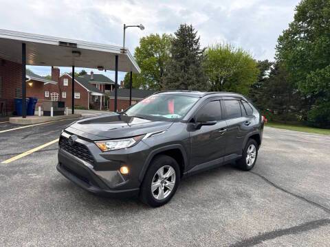 2021 Toyota RAV4 XLE AWD photo