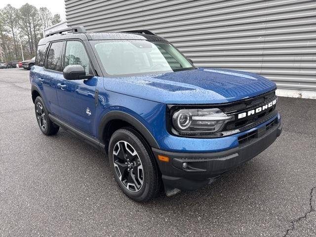 2023 Ford Bronco Sport Outer Banks 4WD photo