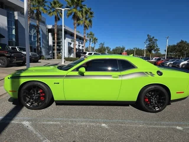 2023 Dodge Challenger R/T RWD photo