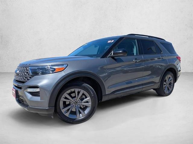 2023 Ford Explorer XLT 4WD photo
