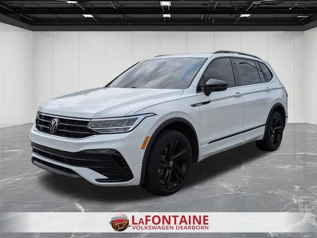 2023 Volkswagen Tiguan SE R-Line Black FWD photo