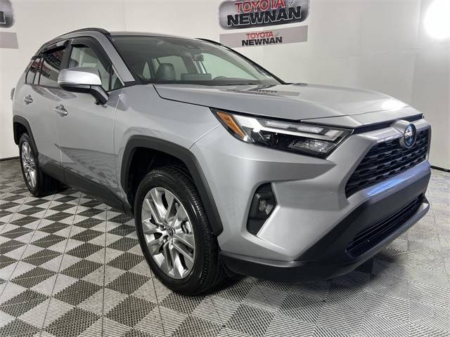 2023 Toyota RAV4 XLE Premium FWD photo