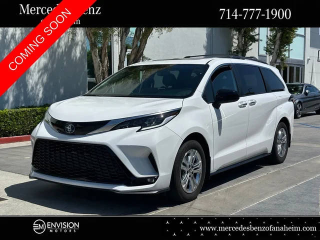 2023 Toyota Sienna XSE AWD photo