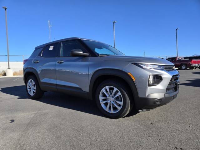 2023 Chevrolet TrailBlazer LS FWD photo