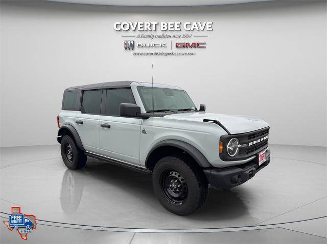 2023 Ford Bronco 4 Door Black Diamond 4WD photo