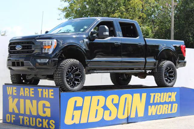 2021 Ford F-150 XLT 4WD photo