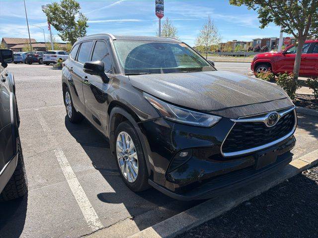 2023 Toyota Highlander Limited AWD photo