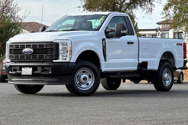 2023 Ford F-350 Super Duty XL 4WD photo