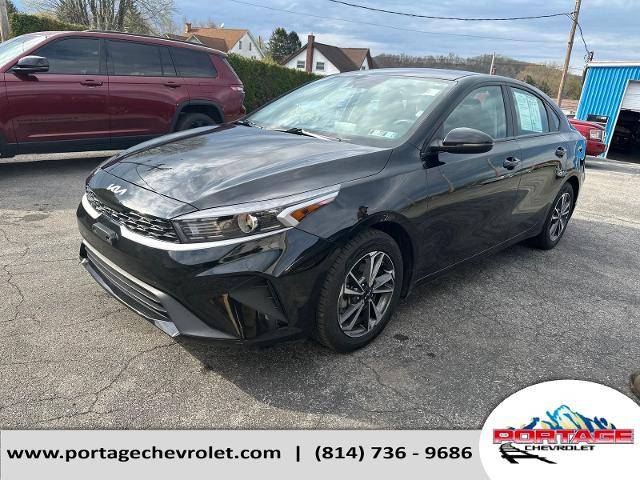 2023 Kia Forte LXS FWD photo