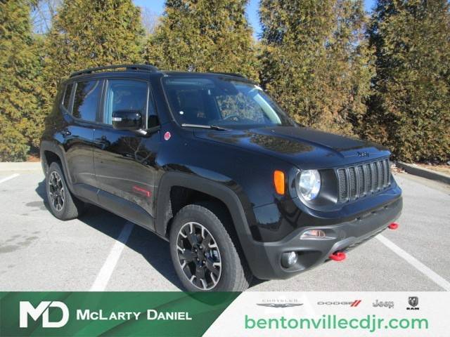 2023 Jeep Renegade Trailhawk 4WD photo