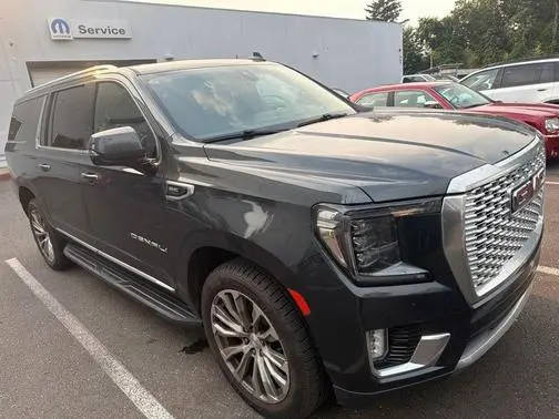 2021 GMC Yukon XL Denali 4WD photo