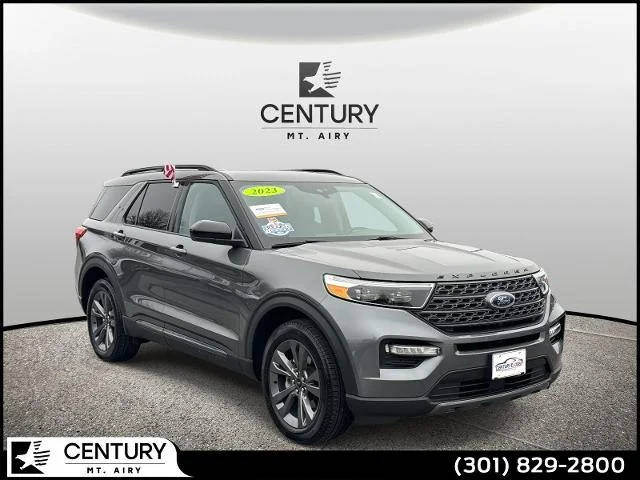 2023 Ford Explorer XLT 4WD photo