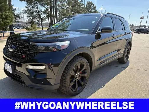 2023 Ford Explorer ST 4WD photo