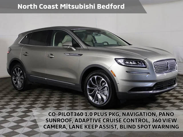 2023 Lincoln Nautilus Reserve AWD photo