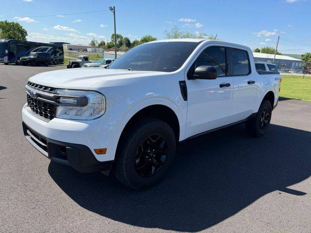 2023 Ford Maverick XLT AWD photo