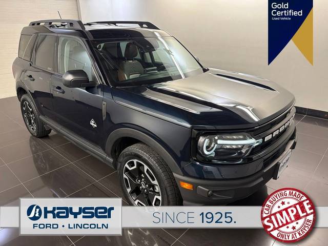 2023 Ford Bronco Sport Outer Banks 4WD photo