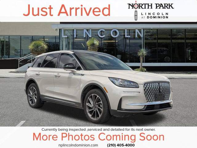 2023 Lincoln Corsair Standard FWD photo