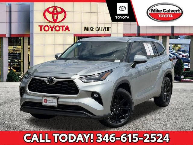 2023 Toyota Highlander LE FWD photo
