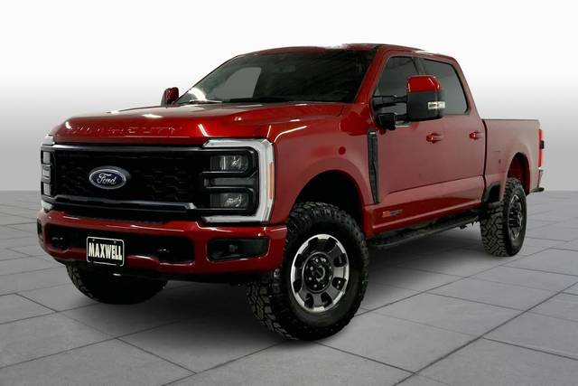 2023 Ford F-250 Super Duty LARIAT 4WD photo