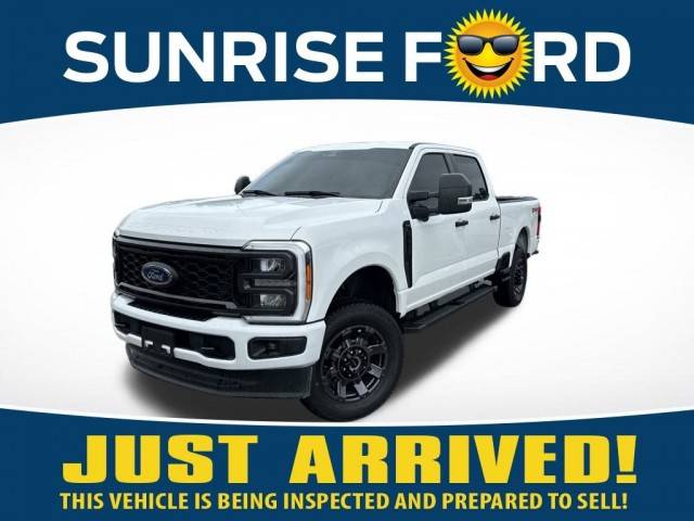 2023 Ford F-350 Super Duty XL 4WD photo