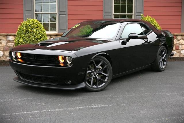 2023 Dodge Challenger GT RWD photo