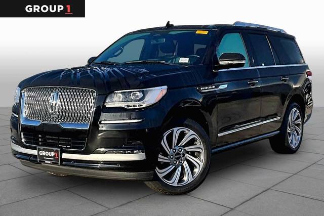 2023 Lincoln Navigator Standard RWD photo