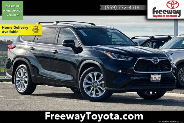 2023 Toyota Highlander Limited FWD photo