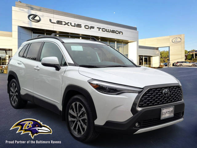 2023 Toyota Corolla Cross XLE AWD photo