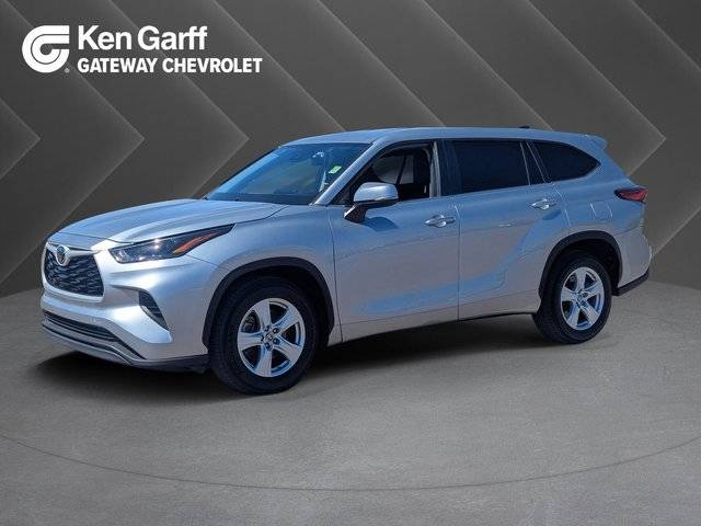 2023 Toyota Highlander L FWD photo