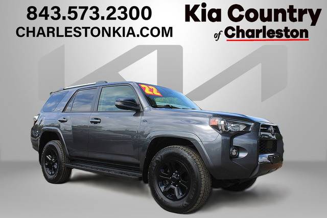 2022 Toyota 4Runner SR5 Premium 4WD photo