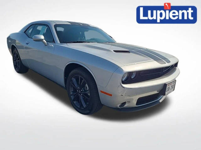 2023 Dodge Challenger SXT AWD photo