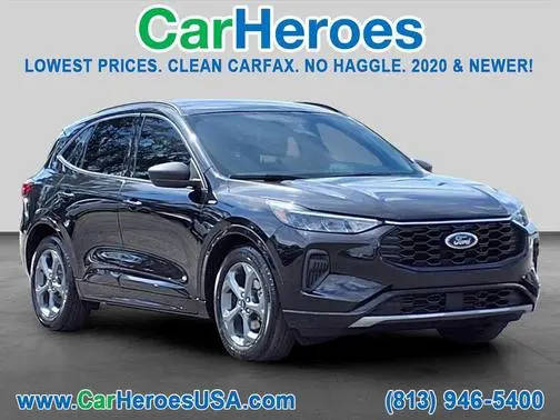 2023 Ford Escape ST-Line FWD photo