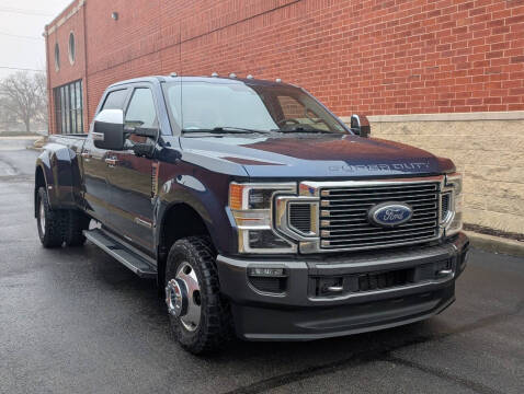 2020 Ford F-350 Super Duty LARIAT 4WD photo