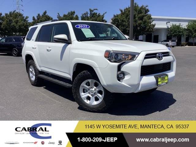 2022 Toyota 4Runner SR5 4WD photo