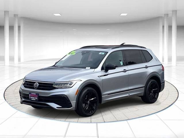 2023 Volkswagen Tiguan SE R-Line Black FWD photo