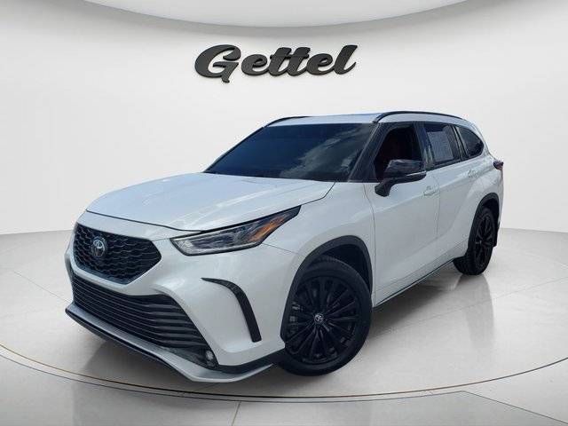 2023 Toyota Highlander XSE FWD photo