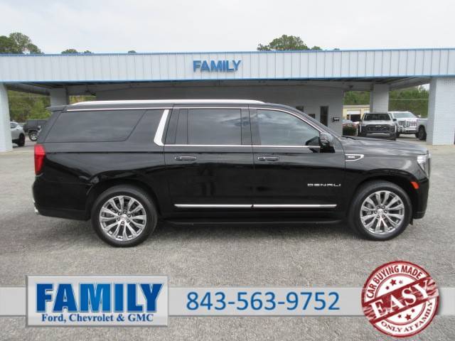 2023 GMC Yukon XL Denali 4WD photo