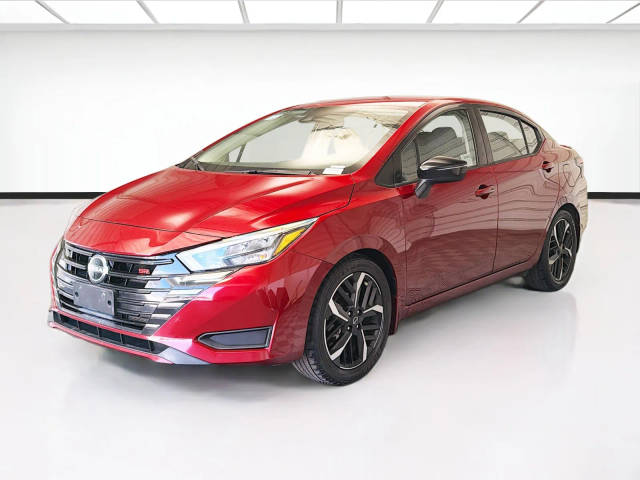 2023 Nissan Versa SR FWD photo