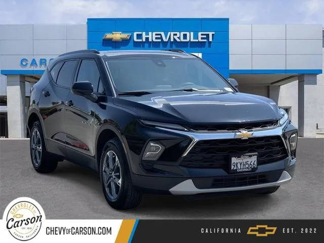 2023 Chevrolet Blazer LT FWD photo