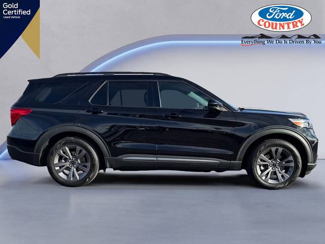 2023 Ford Explorer XLT RWD photo