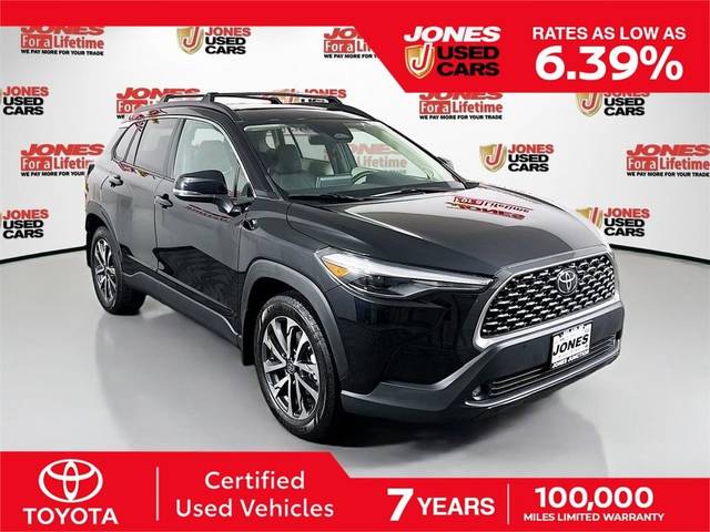 2023 Toyota Corolla Cross XLE AWD photo
