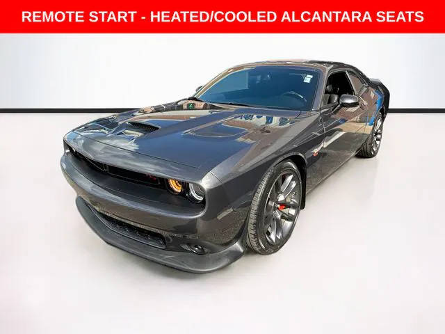 2023 Dodge Challenger R/T Scat Pack RWD photo