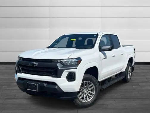 2023 Chevrolet Colorado 4WD LT 4WD photo