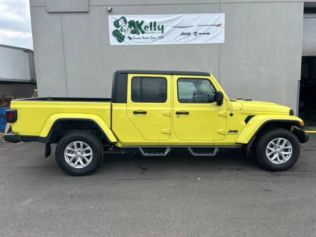 2023 Jeep Gladiator Sport S 4WD photo